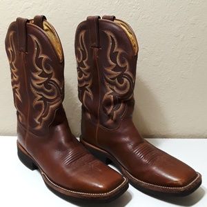 Brown Square Toe Justin Cowboy Boots